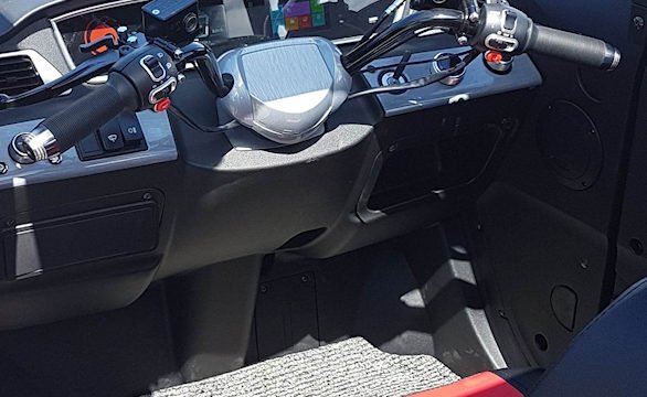 Mobility-Scooters-Enclosed-Mobility-Scooters2