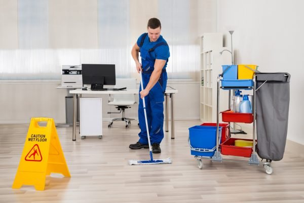 EASY-SHINE-CLEANING-SERVICE-commercial-cleaning-company